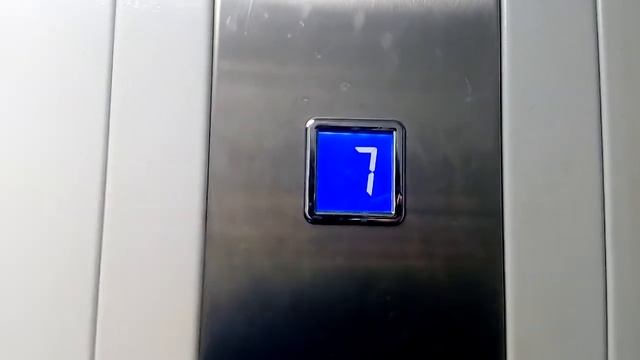 4 Лифта КМЗ @ Дмитровский пр-д, 20к2, Тимирязевский, Москва, Россия смотреть онлайн