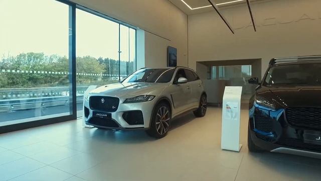 Welcome to Carrs Jaguar Land Rover смотреть онлайн