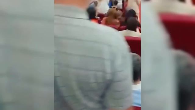 ЗАКРЫЛИ УШИ! Мамы в хиджабах отказались вставать под гимн, демонстрируя своё отношение к стране смотреть онлайн