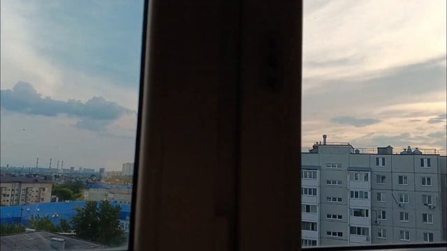 Открывается кодом! Лифт(МЛМ 2009 г.в) Жуковского 88 к1 подъезд 5,г.Тюмень. смотреть онлайн