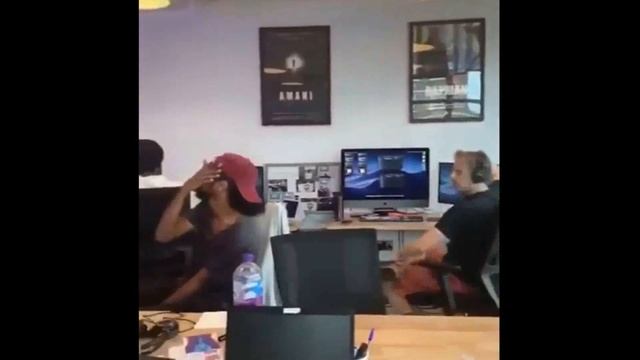 Beyonce ft Shatta Wale Causes Stir In Apple Music Office USA смотреть онлайн