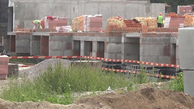 12-лінія ПК. Білі каски vs Оранжеві каски смотреть онлайн