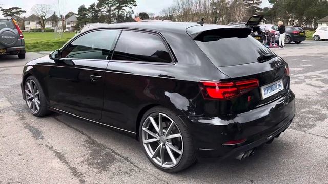 Audi S3 Black Edition ‘walk around’ смотреть онлайн