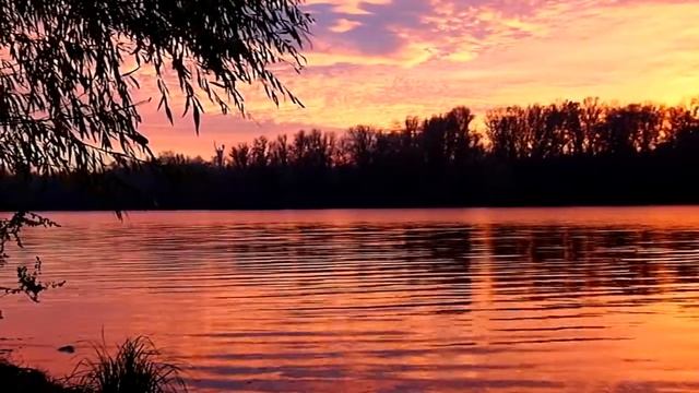 20151101 Sunset Rusanovka Kiev смотреть онлайн