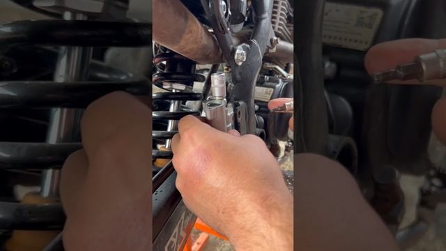 Ремонт тормозов на эндуро мотоцикле #эндуромотоциклы #enduro #motovlog #ктм #ессентуки смотреть онлайн