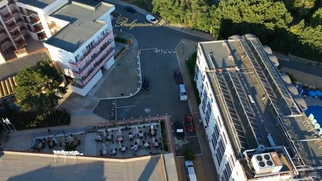 Недвижимость в Болгарии, Солнечный берег, Болгария, комплекс VIP CLаssic - дорога до пляжа смотреть онлайн