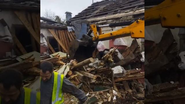 Демонтаж дома на двух хозяев с вывозом мусора и расчисткой участка 89204212020 смотреть онлайн