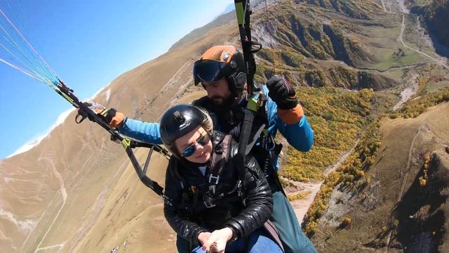 GUDAURI paragliding kazbegi tbilisi batumi flight параплан гудаури казбеги 3,1 12102021 смотреть онлайн