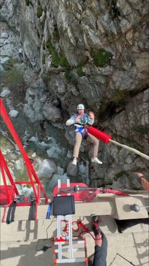 Как Измерить Высоту ЛЮБОЙ Скалы с Помощью Камня