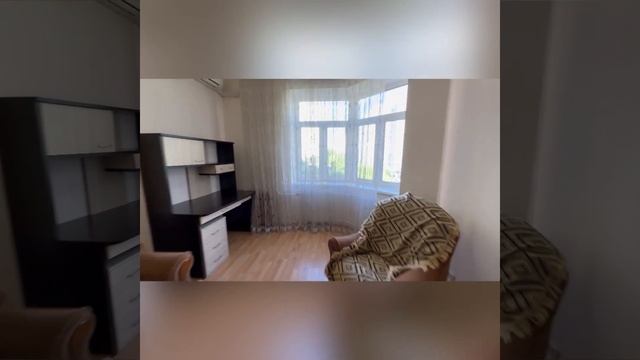 Комфортная квартира рядом с метро. смотреть онлайн