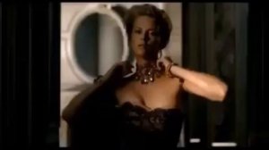 Шарлиз Терон одетая и голая