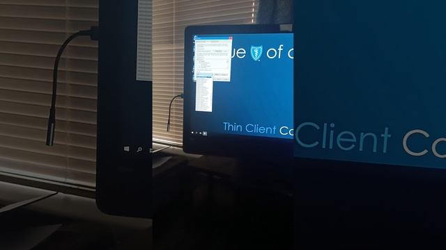 Windows 10 Sounds On My Mom's Dell Wyse 5470 AIO PC And Dell 24 Flat Panel Monitor смотреть онлайн