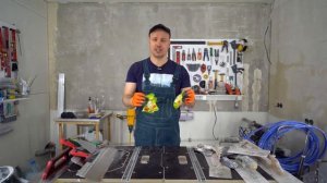 Простой способ очистить инструмент от старого раствора.