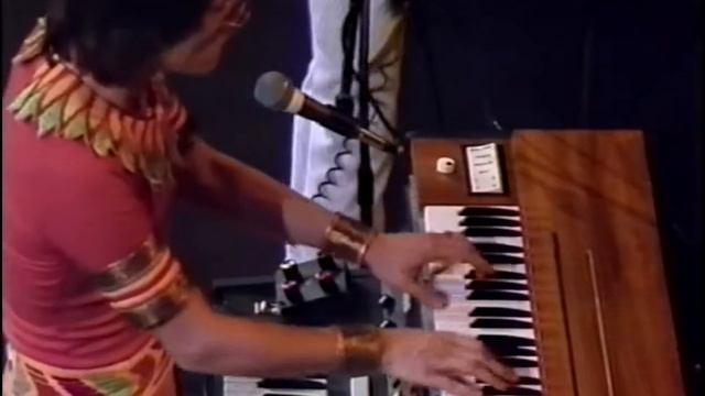 Utopia - Communion With The Sun / Windows / Initiation / Utopia Theme - Live 1976 (Remastered) смотреть онлайн