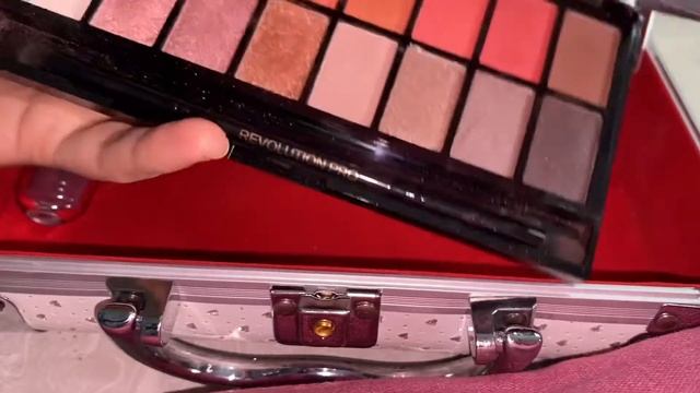What I have in my makeup box while travelling/travelling kit/short & sufficient смотреть онлайн