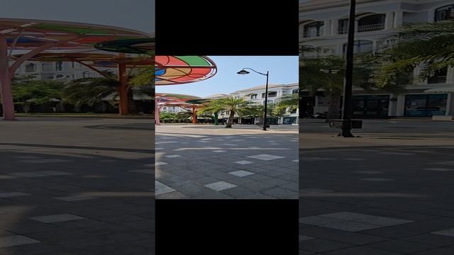 Grand World/В тени грибочков смотреть онлайн