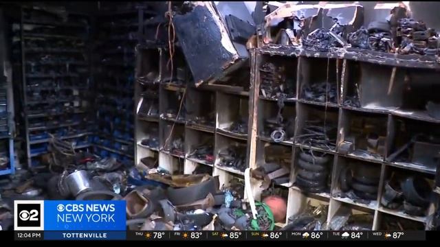 Queens e-bike shop goes up in flames for 2nd time in a year, FDNY says смотреть онлайн