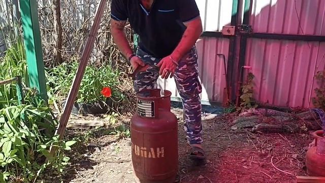 Как легко заменить вентиль на газовом баллоне 27, 12, 8 и 5 литровом