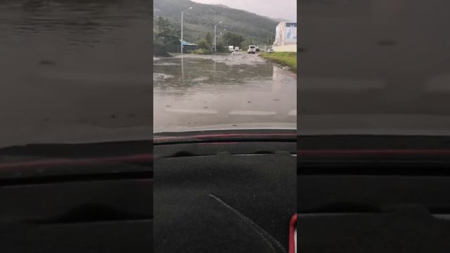 Затопленная улица Промышленная в Чите смотреть онлайн