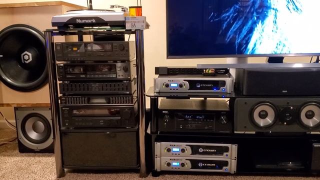 Music Room, Paradigm Monitor 9V.2 5.1,Oyaide Interconnects, Pangea AC-14 power cord, WAudio Cord смотреть онлайн