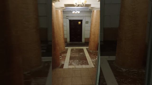 Подъезд в Сталинке