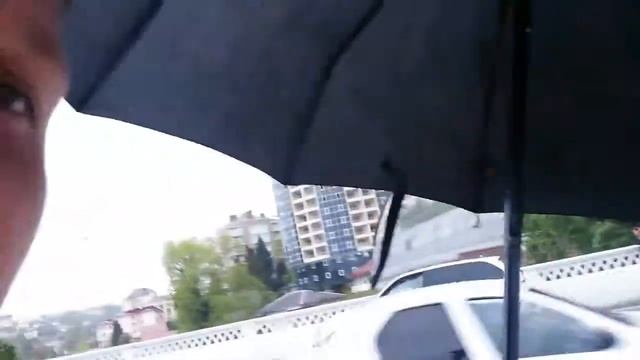 в Сочи под дождём смотреть онлайн