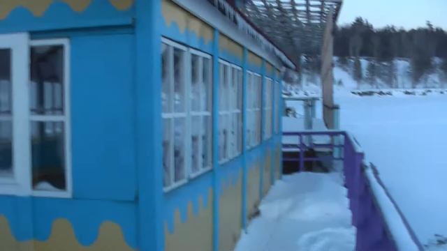 HOLE IN THE ICE - Ice Bath and Russian Sauna Fun in Siberia #1001Trips #Sauna #Siberia смотреть онлайн