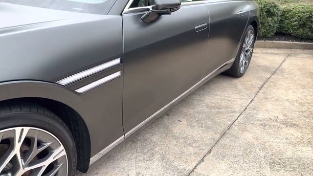 Makalu Gray (Matte) 2023 Genesis G90 3.5T eSupercharge смотреть онлайн