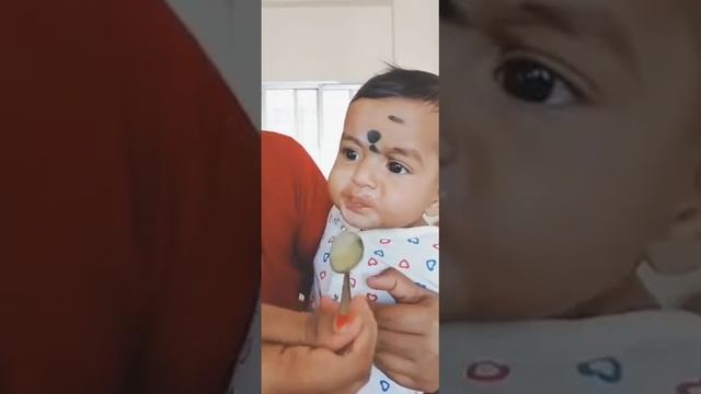 First ever eating Apple pure 🍏🍏# her reaction is so funny# 🤣 😂 🤣😂😂cute baby 🥰🥰😘😘 смотреть онлайн