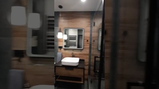 Продается эксклюзивная евро 3-х комнатная квартира площадью 100 кв.м. в ЖК "Париж" смотреть онлайн