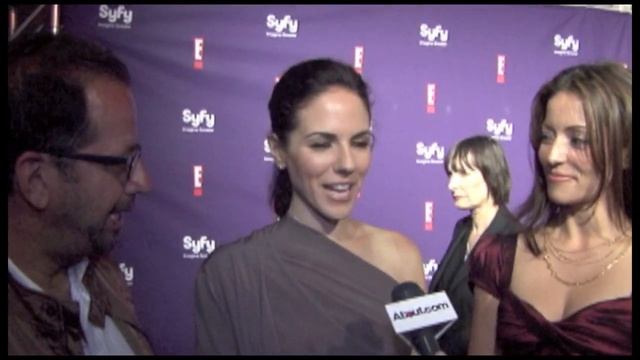 Anna Silk and Emmanuelle Vaugier Interview - "Lost Girl" смотреть онлайн