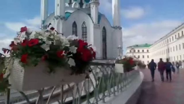 Экскурсия Каза́нский Кремль — древнейшая часть Казани, комплекс архитектурных, исторических и архео смотреть онлайн