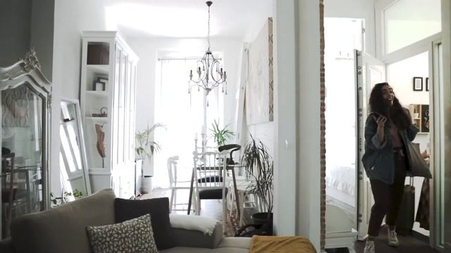 Invisible and Smart Lock ideal for tourist apartments, hotels and rural houses. смотреть онлайн