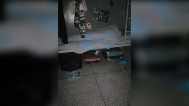 Когда Не Повезло с Соседями в Общежитии смотреть онлайн