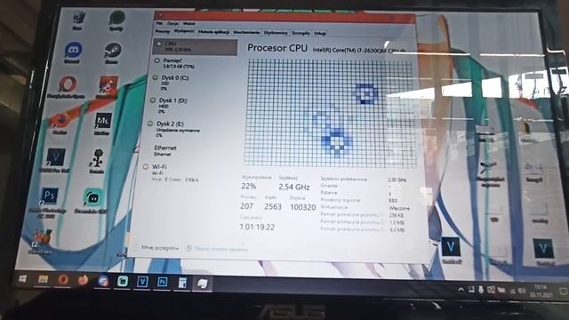 Playing osu! In Windows Task Manager (988 cores) смотреть онлайн