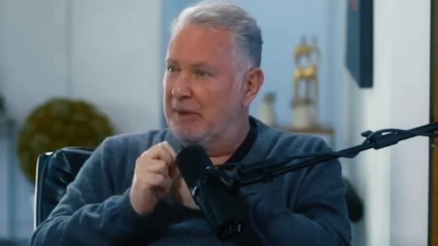 15 актеров, которым в настоящее время грозит финансовый крах смотреть онлайн