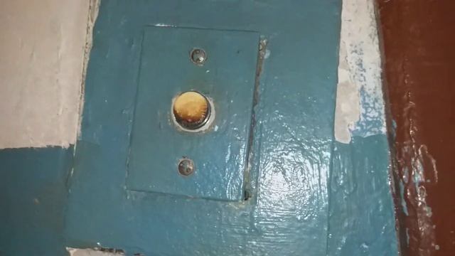 Старые модернизированные лифты в 12 этажке Владивостока! смотреть онлайн