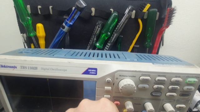 HP 14 V066br LIGA E DESLIGA ESSE DEFEITO É O PIOR QUE TEM PARA REPARAR. смотреть онлайн