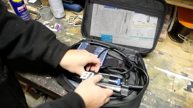 Unboxataan Dremel 4250