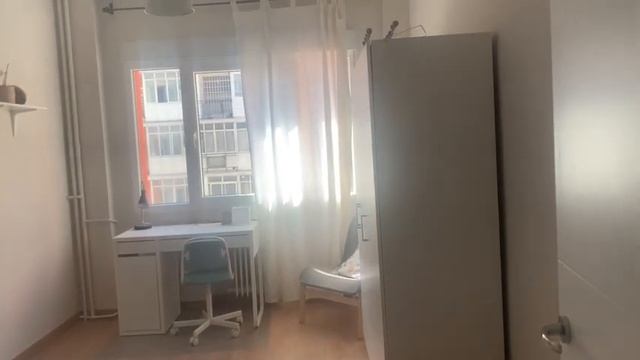 Spain Apartment Tours | House hunting in Madrid смотреть онлайн