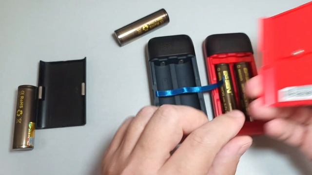 Сравнение Power Bank XTAR PB2SL с PB2S