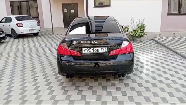 Инфинити м35 элит
3,5 полный привод