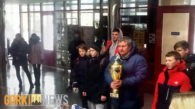 Встреча "Сокола" в Ледовой арене, Горки смотреть онлайн
