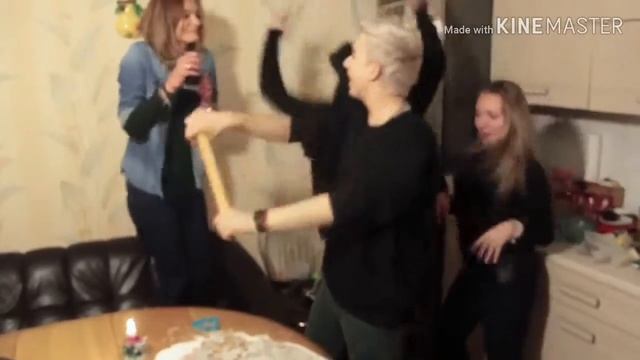 Танец Меловина подходит под любую песню смотреть онлайн