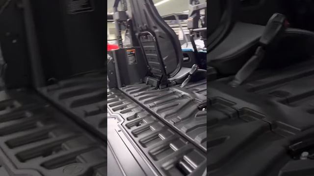 2023 Yamaha wolverine r max 1000 cyan blue! смотреть онлайн