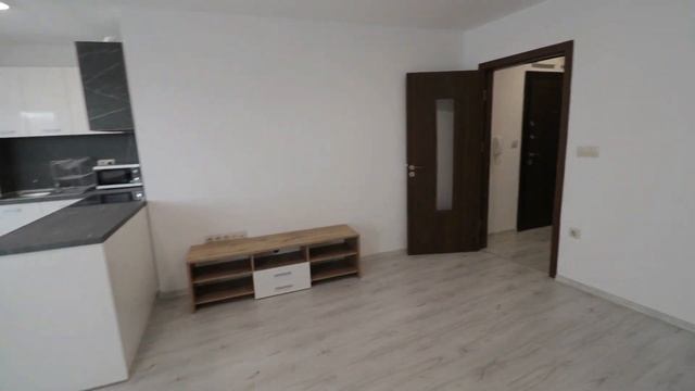 Тристаен апартамент, Варна, Левски, Обади се СЕГА и цитирай този код 476828 смотреть онлайн