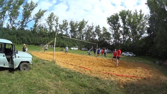 Пляжный волейбол Захаров vs Верховье 2 первенство Новосильского р-н 2016/07/09 смотреть онлайн
