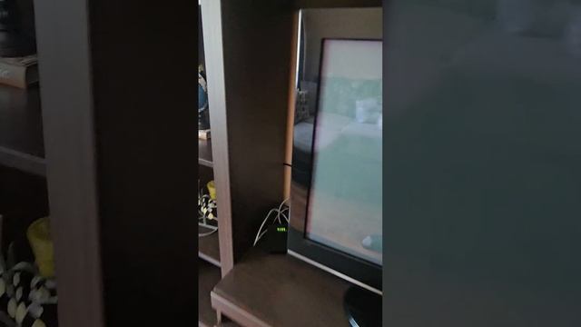 Сдаётся посуточно трёхкомнатная квартира в центре Небуга, по ул. Газовиков 3. смотреть онлайн