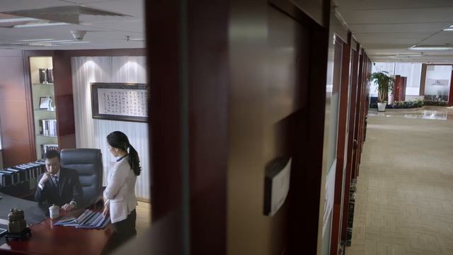 小伙子的兩個情敵見面開撕，小夥不知道該選哪個💖Chinese Television Dramas смотреть онлайн