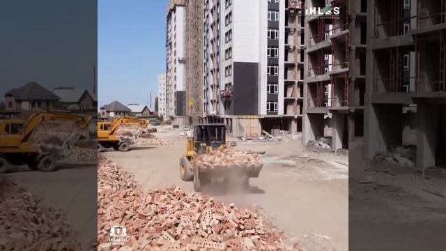 «IHLAS JAL» турак жай комплексинде жүрүп жаткан курулуш иштери смотреть онлайн